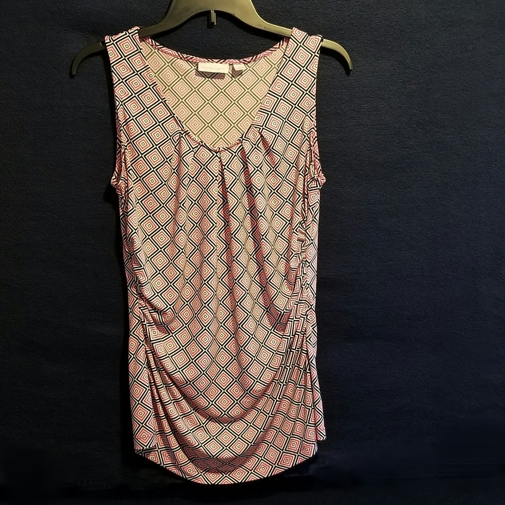 New York & Co. V-neckline Sleeveless Top
